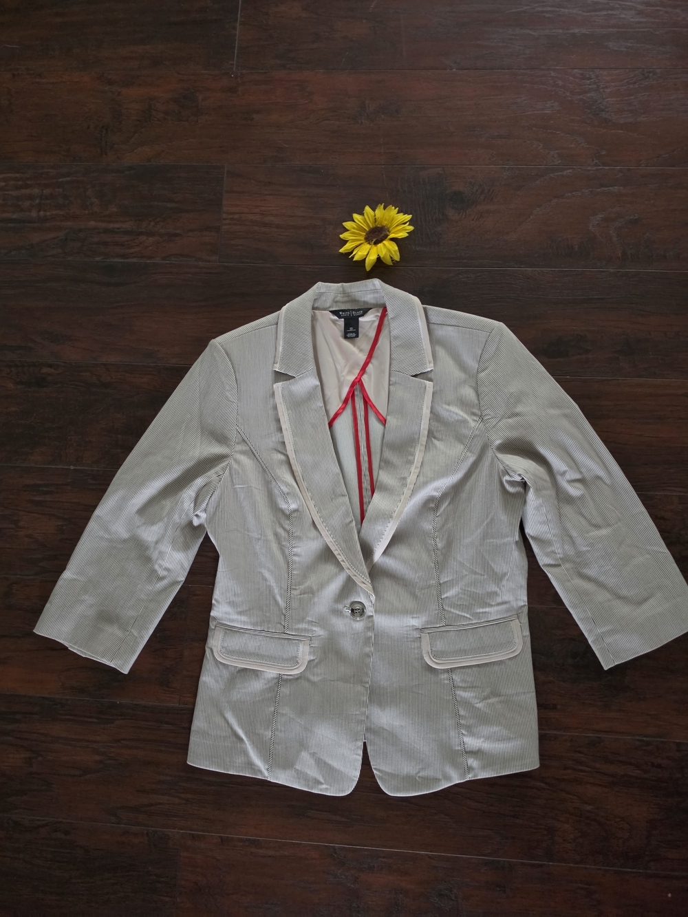 White House Black Market Light Gray Tailored Blazer - Picture 4 of 7